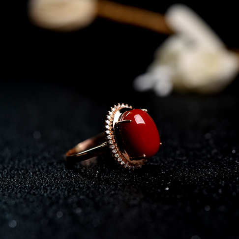 金镶钻沙丁朱红珊瑚戒指--红珊瑚-沙丁-B10J817H26012